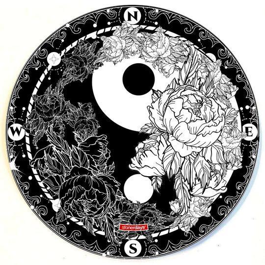 dab accessories Yin and Yang 8" Round Dab Mat