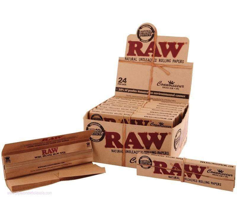 Rolling papers RAW Connoisseur 1 1/4 size with Tips