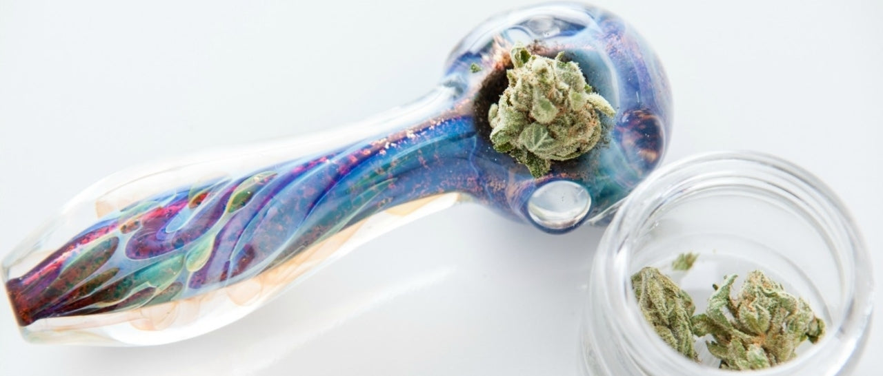 glass pipe marijuana