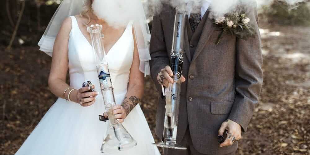 10 Best Big Bongs | Long Bongs | Weed Republic