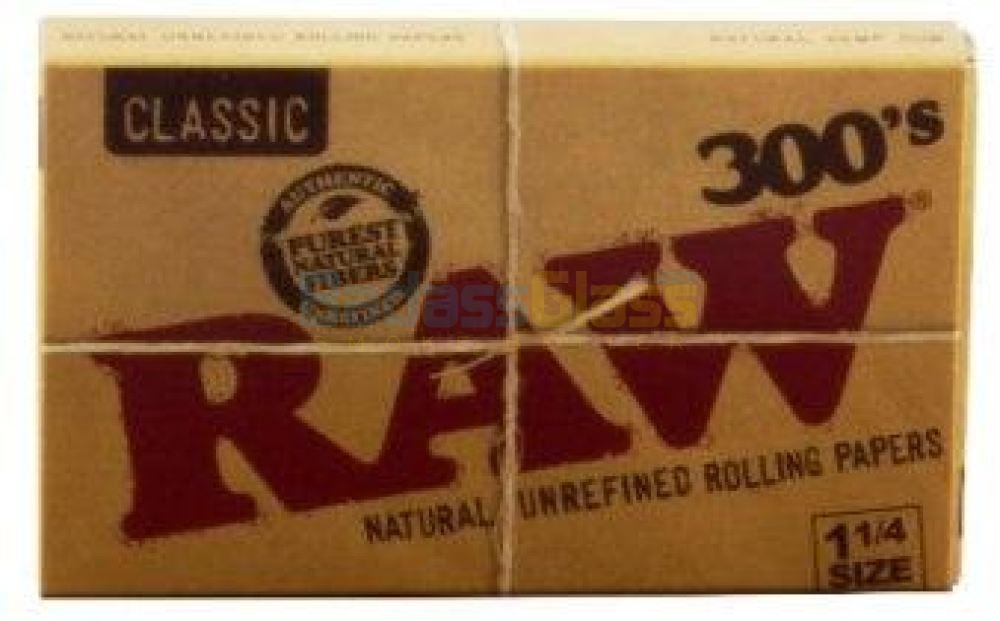 Rolling Papers RAW 300's 1 1/4" Rolling Papers